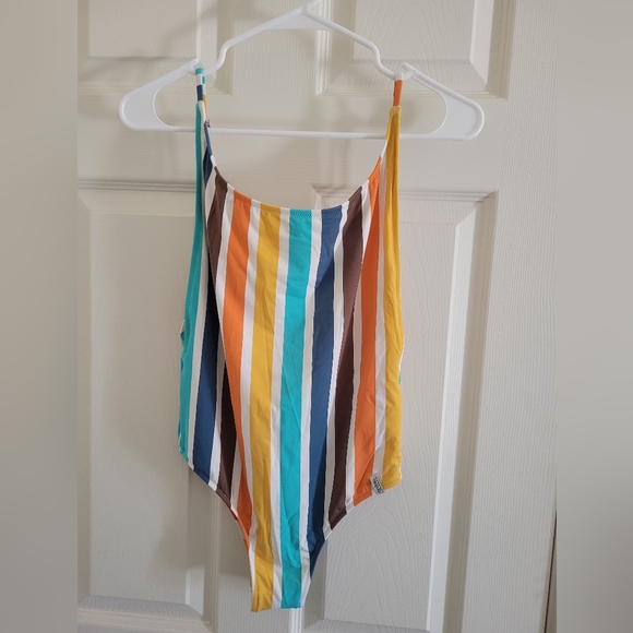 Rhythm One Peice - Picture 1 of 4